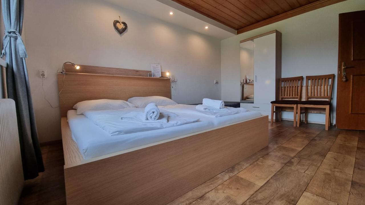 Pension Tyrol Maria Alm am Steinernen Meer Exterior photo