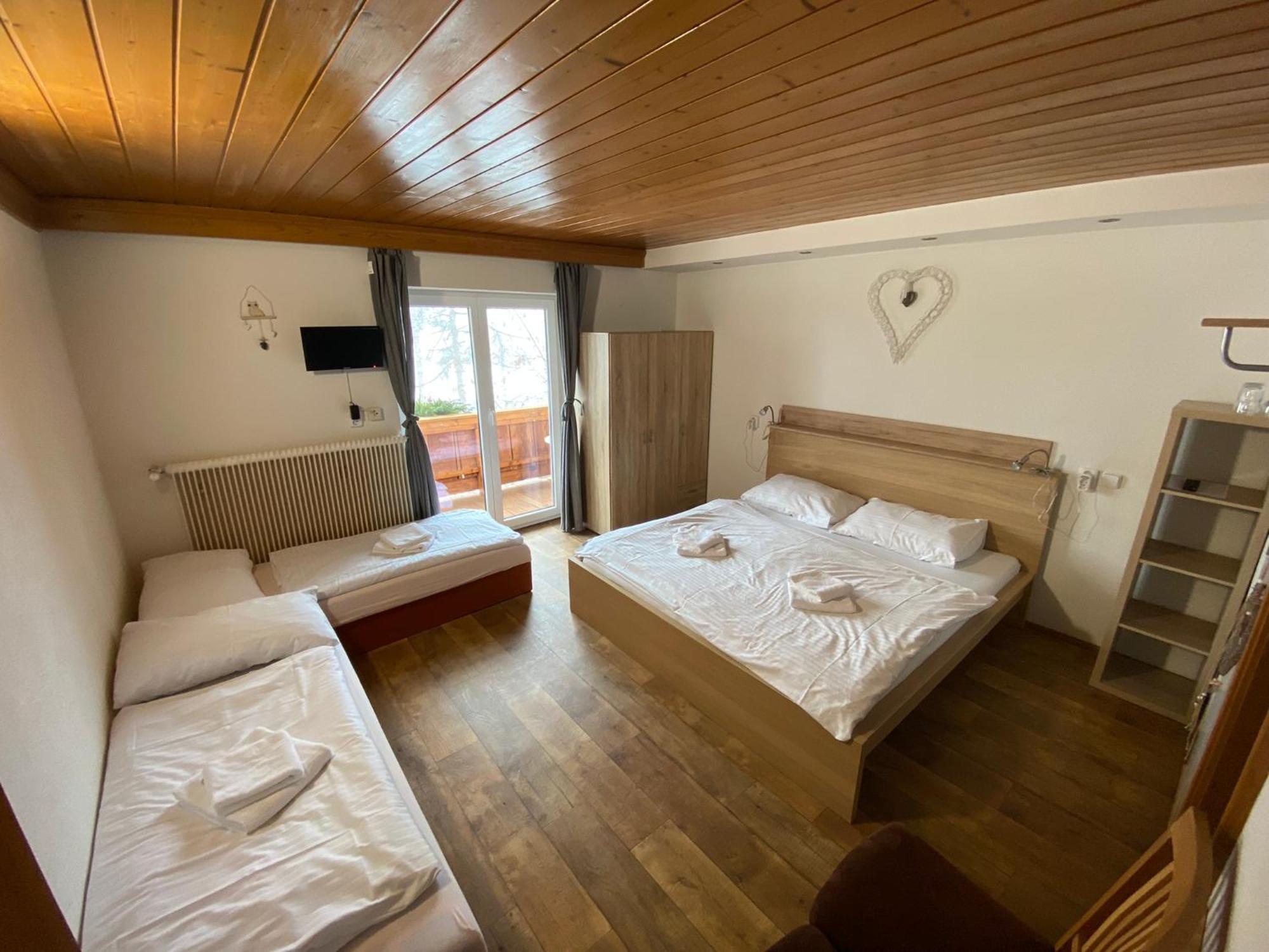 Pension Tyrol Maria Alm am Steinernen Meer Exterior photo